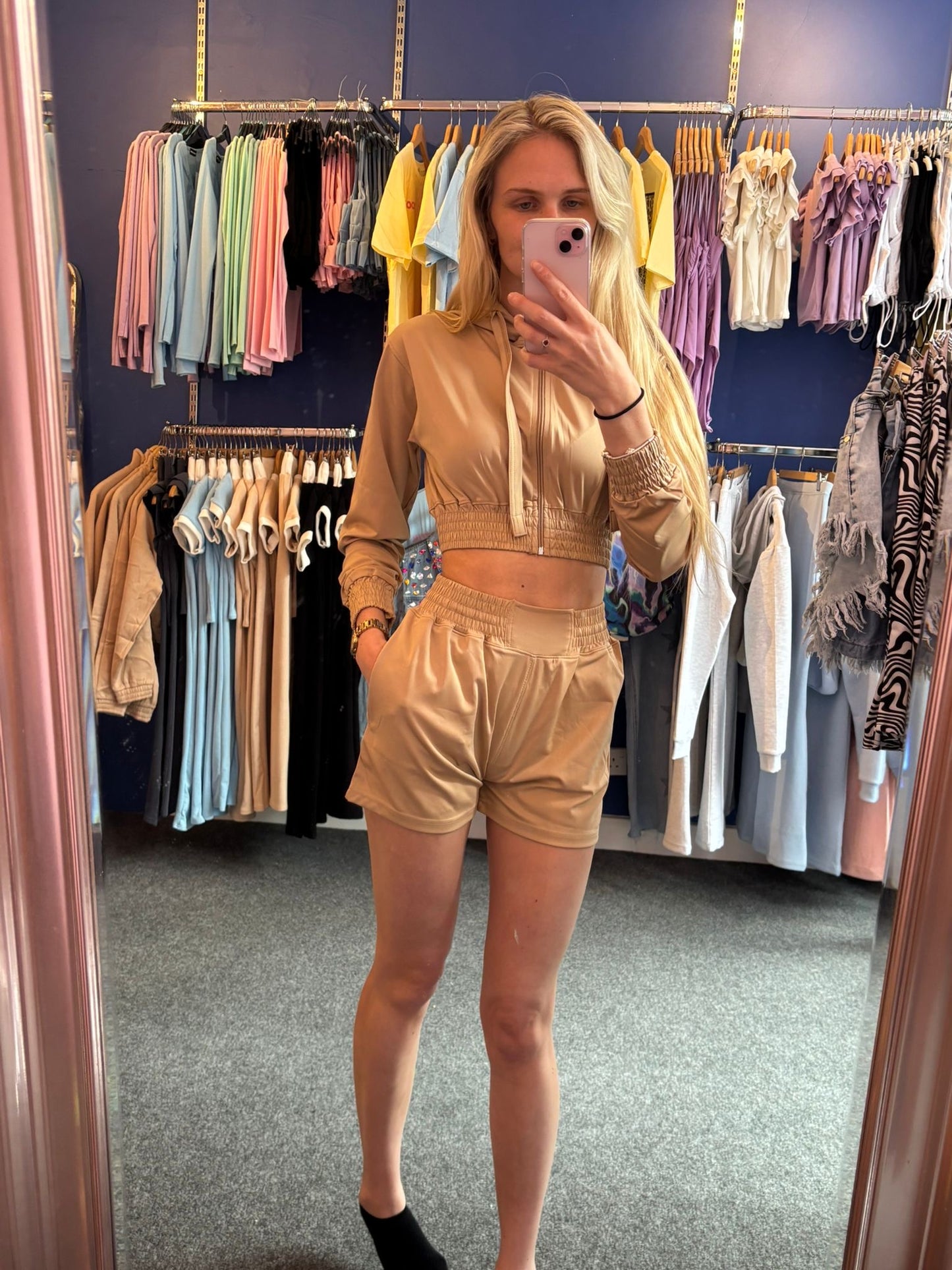 Women’s 2 Piece Set Shorts & Zip Hoodie Cropped