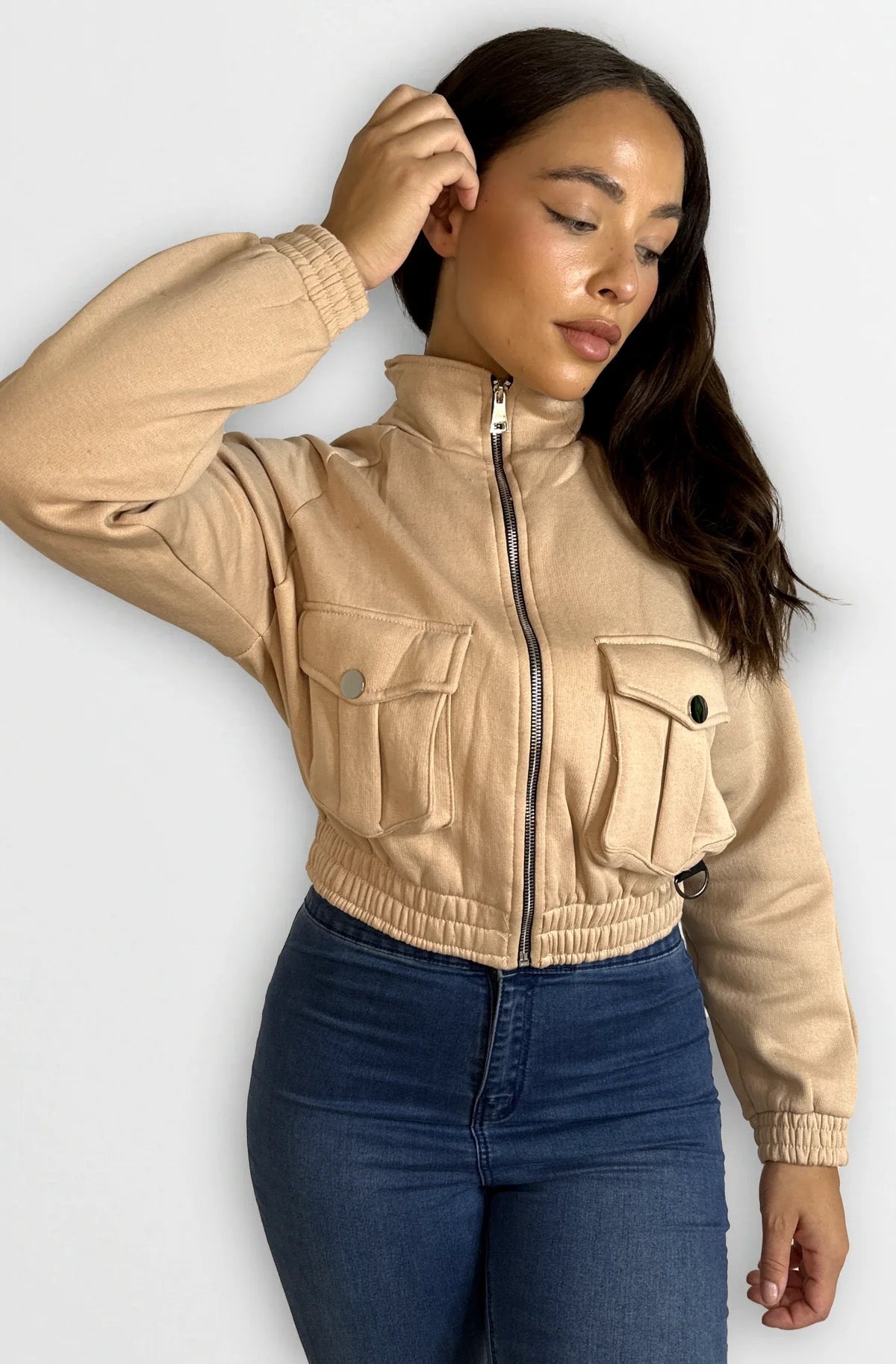 WOMEN'S FLEECED HIGH NECK LARGE POCKET CROPPED BOMBER JACKET