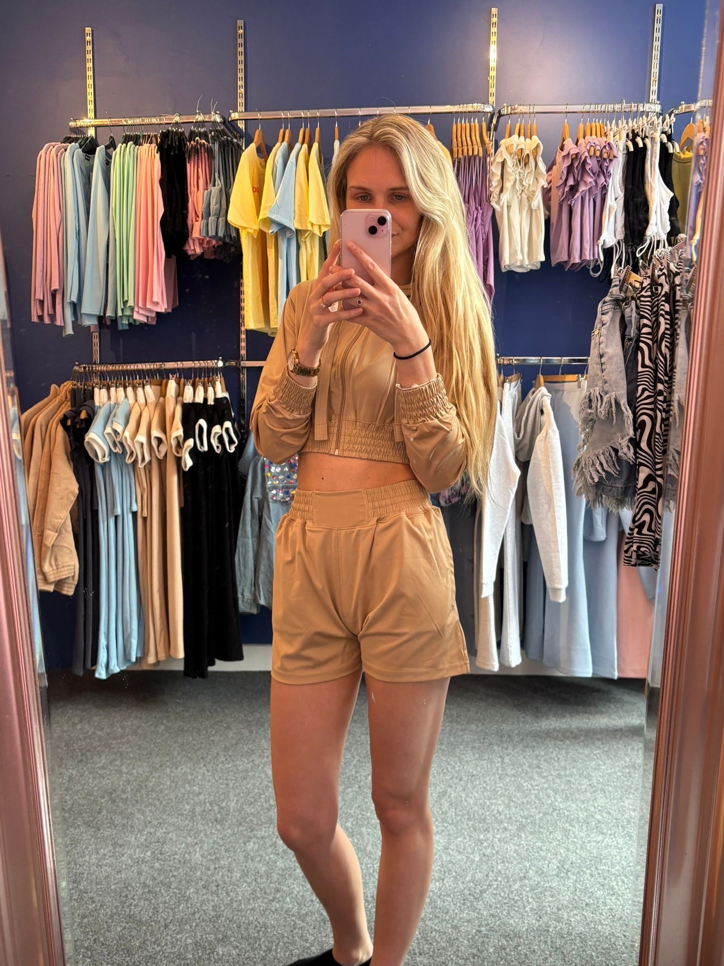 Women’s 2 Piece Set Shorts & Zip Hoodie Cropped